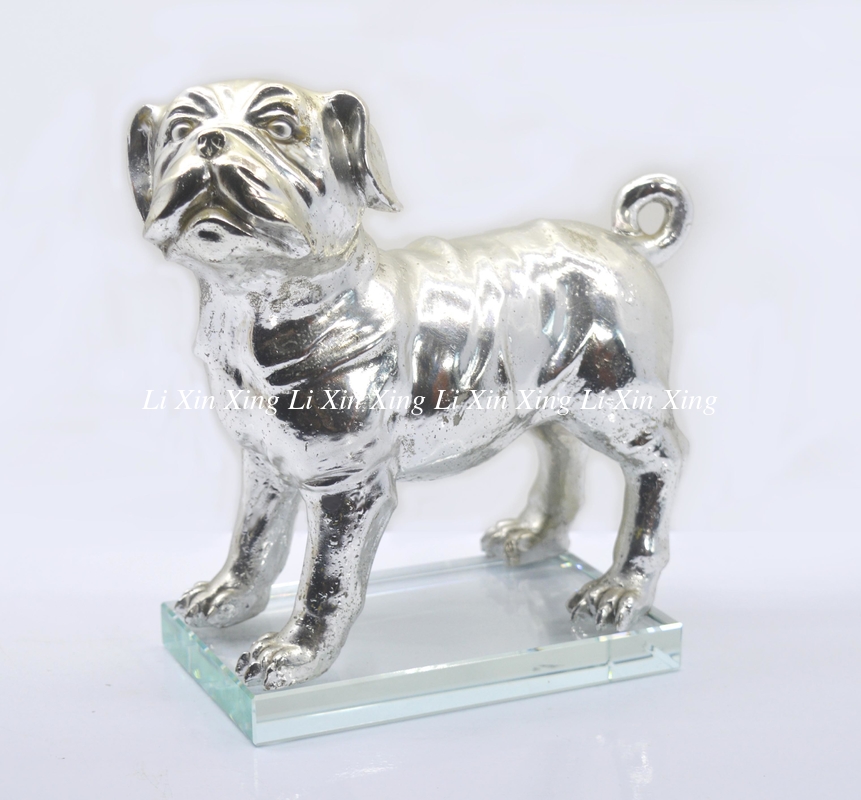 Polished Silver Poly Resin Dog Figurines / Customized Size Modern Resin Dog Statue