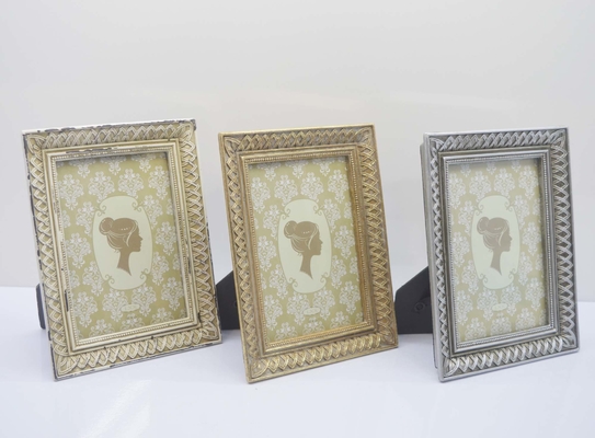 4×6 Inch Golden Vintage Resin Photo Frame" – Handmade Embossed Tabletop Frame, European Luxury Decor Picture Frame